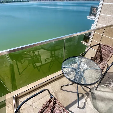Apartment Bellagio Breeze - Solid House